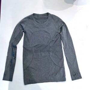 lululemon athletica swiftly tech Gray Long Sleeve Tee